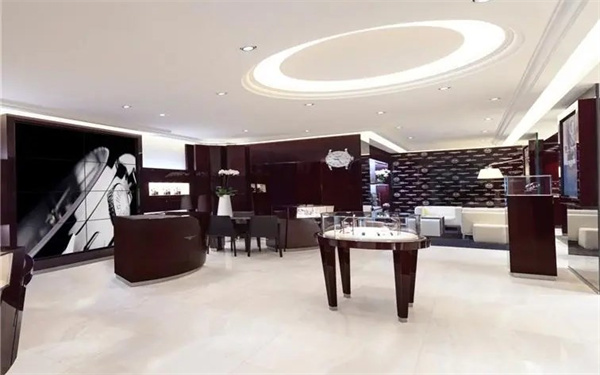 焕然一新：浪琴手表划痕修复指南（图）