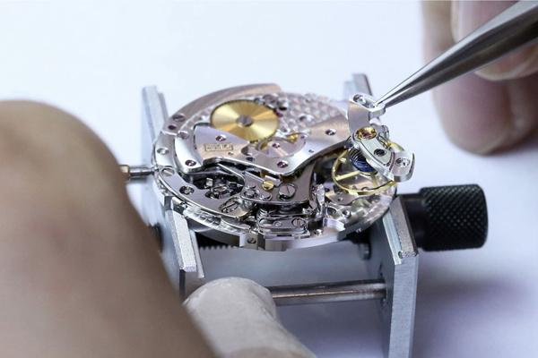 欧米茄腕表报时出故障？速览专业修复指南（图）